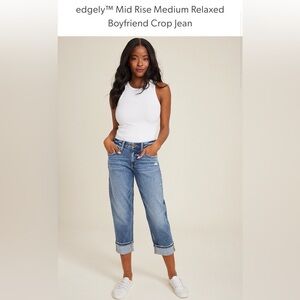 maurices edgely Orginal Fit Mid Rise Relaxed Boyfriend Crop Jean Distressed